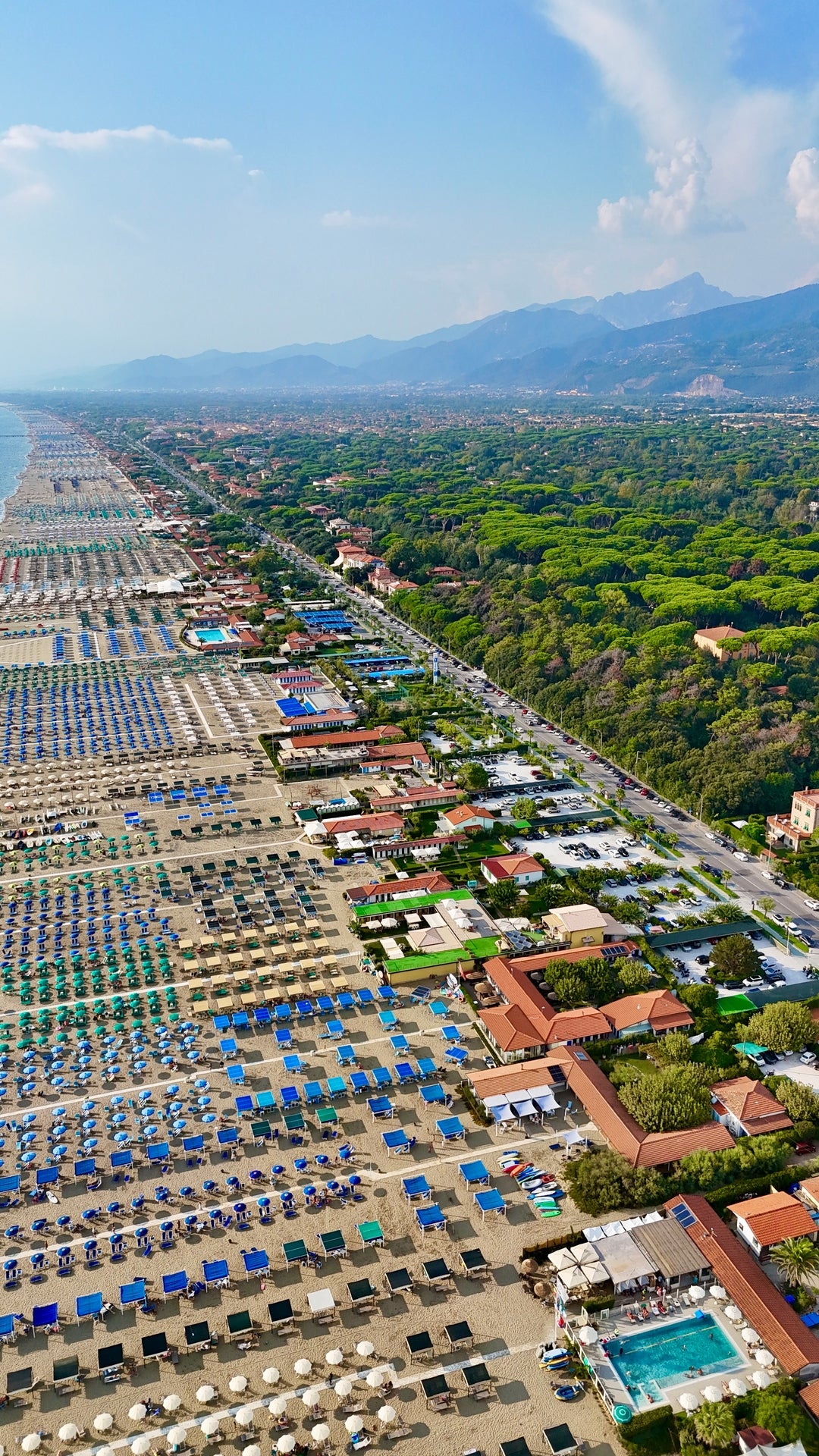 Forte dei Marmi Mountain View